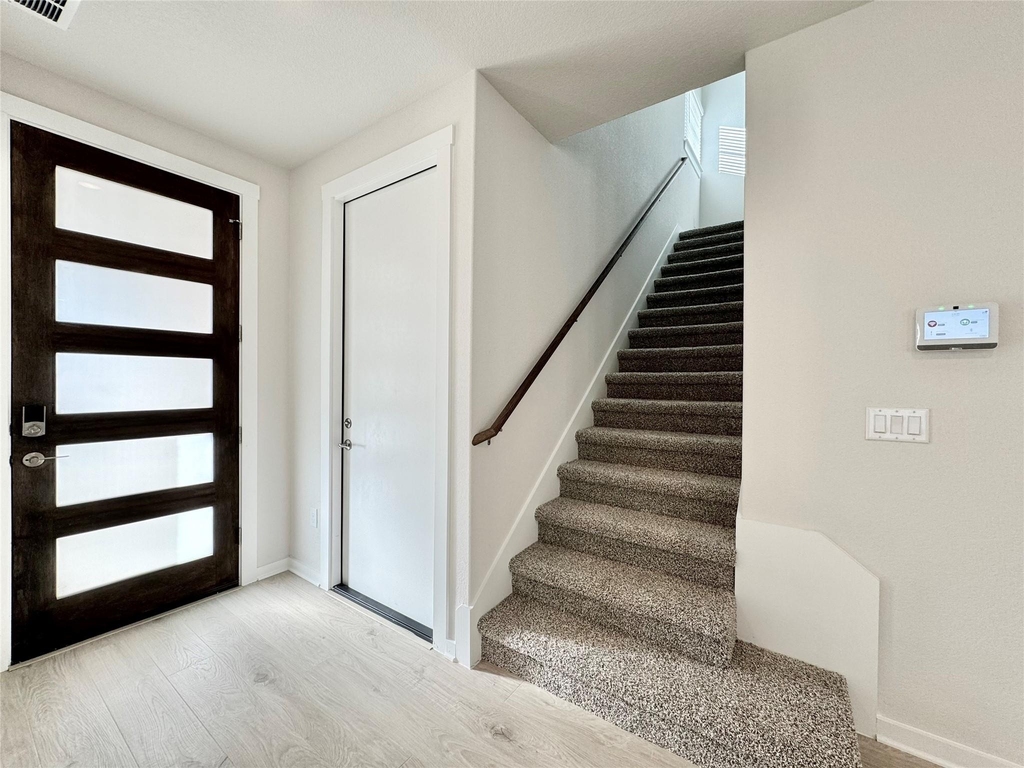 404 Tinto St - Photo 29