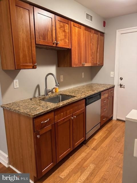 2501 Christian Street - Photo 16