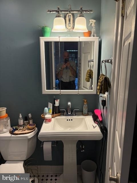 2501 Christian Street - Photo 7
