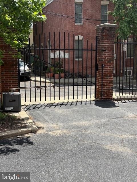 2501 Christian Street - Photo 6