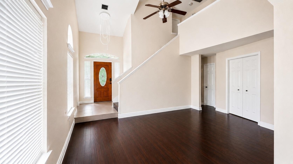 1517 Scottsdale Dr - Photo 1