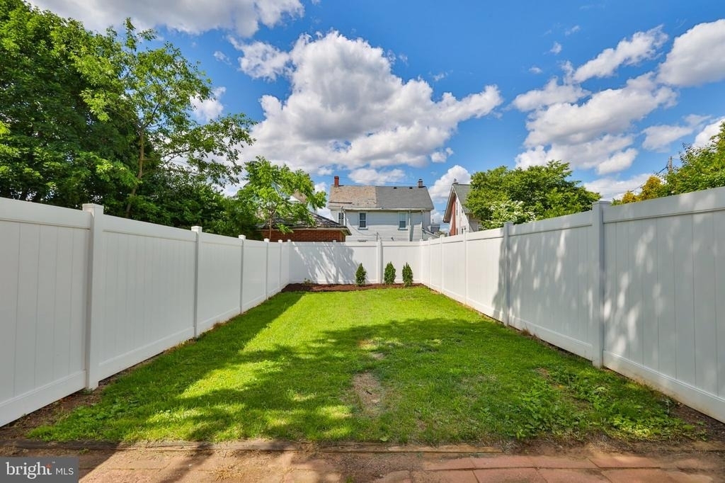 129 E Goepp Street - Photo 30