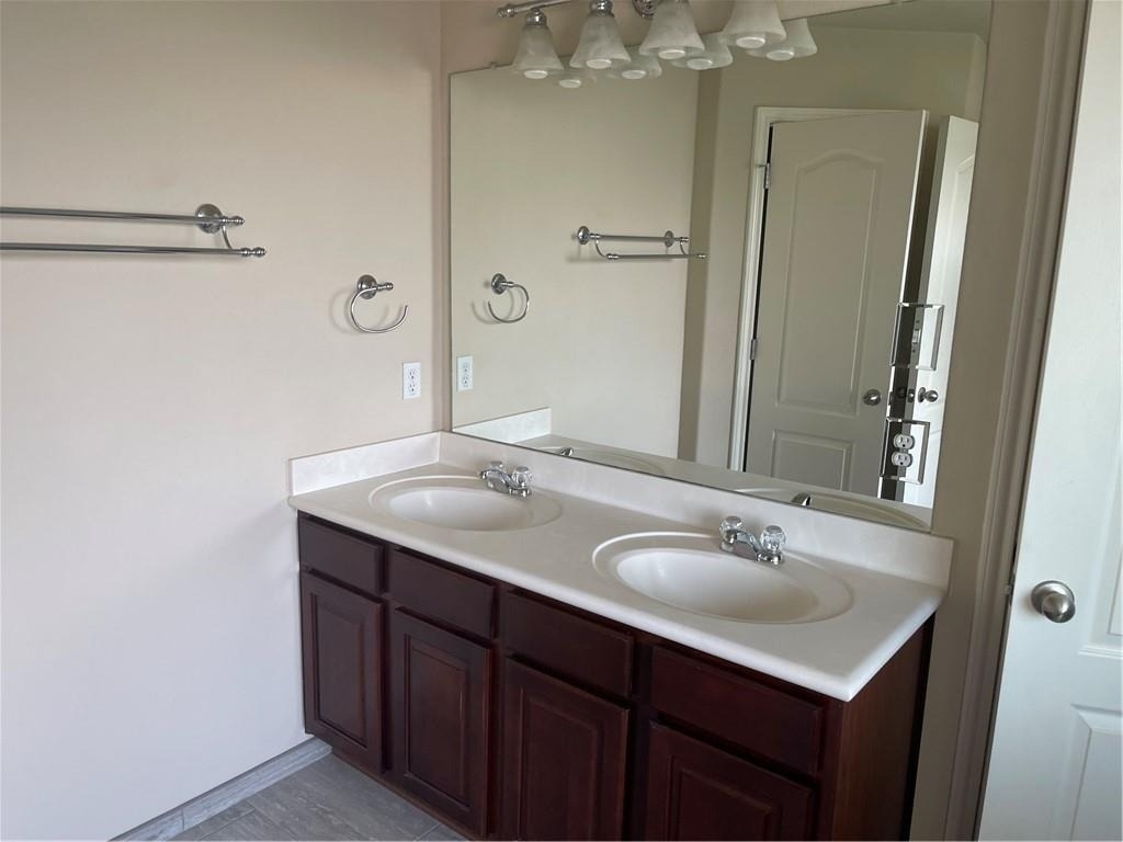 1718 Woodvista Pl - Photo 4