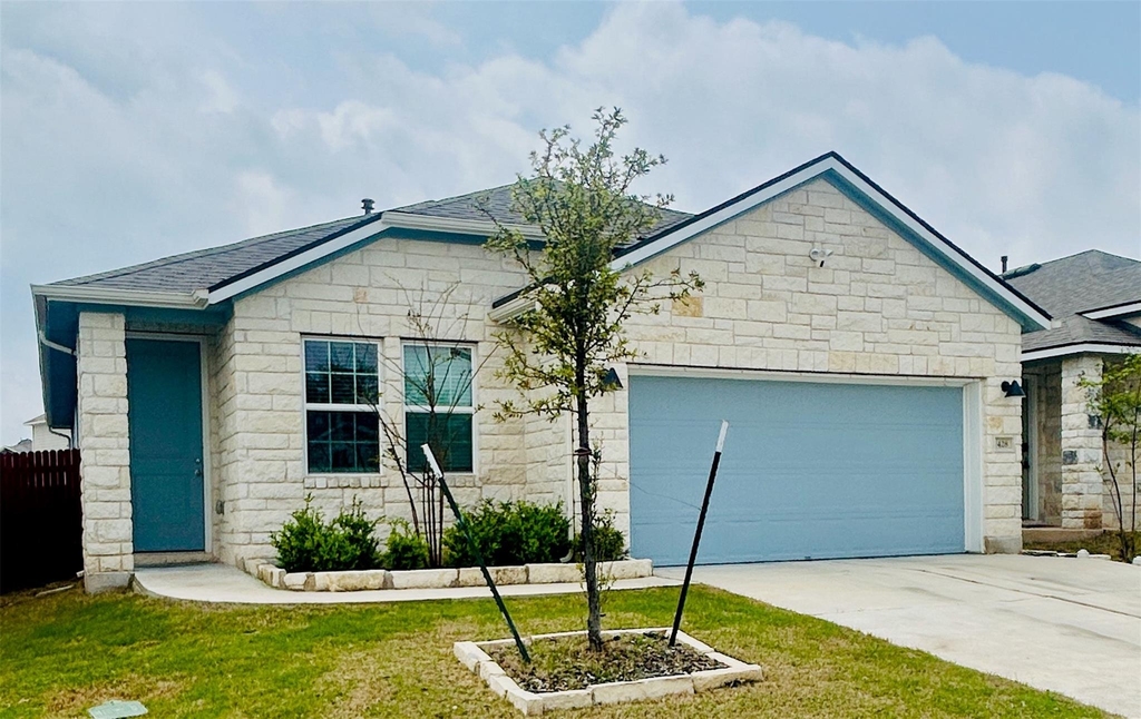 428 Gaida Loop - Photo 1