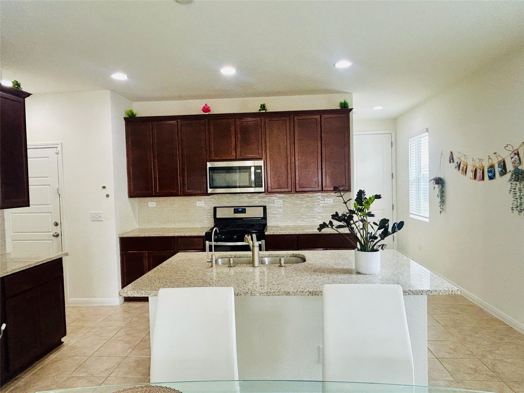428 Gaida Loop - Photo 6