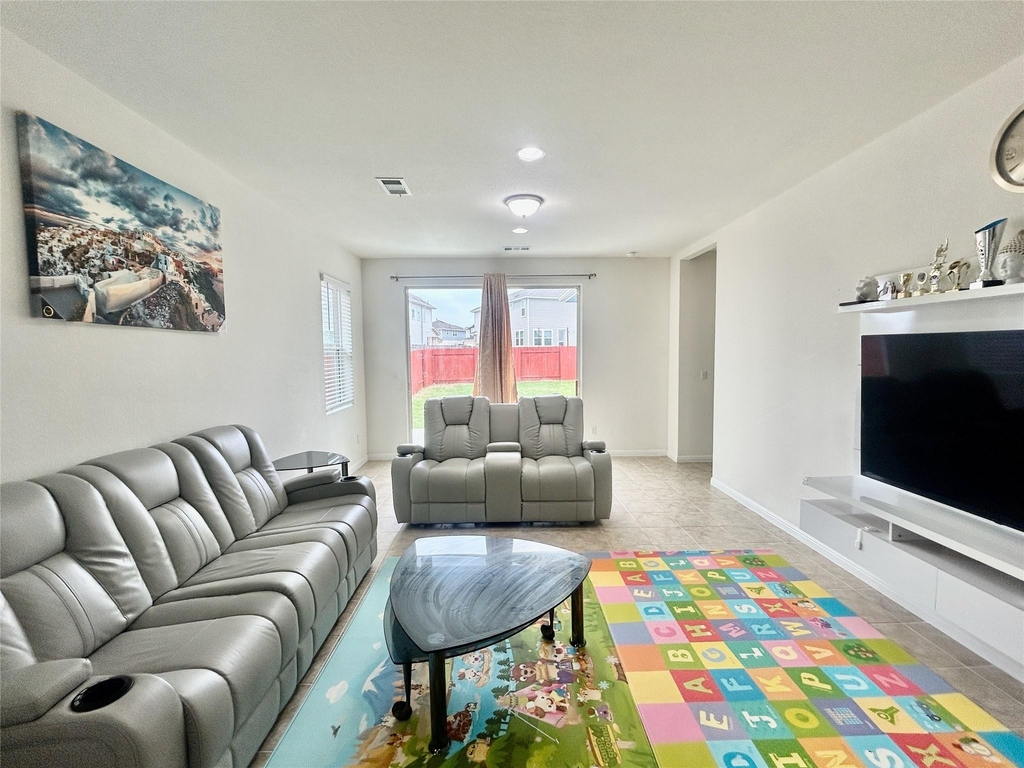 428 Gaida Loop - Photo 7