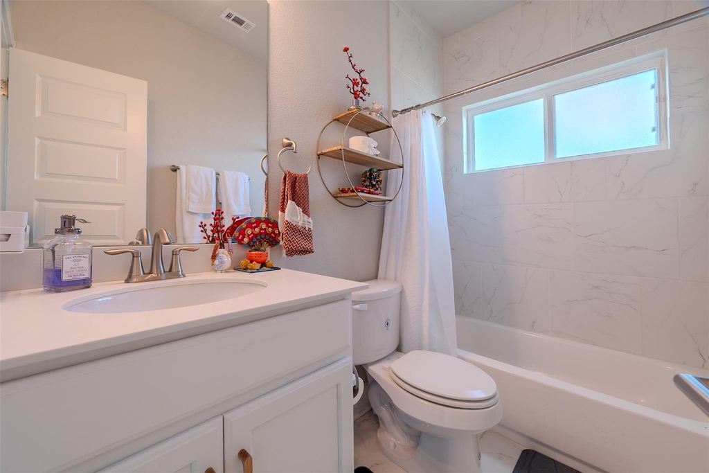 2012 Dinsdale Ln - Photo 9