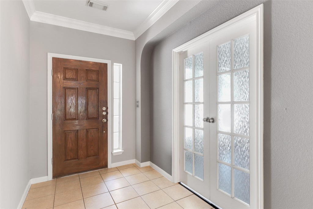 600 S Frontier Ln - Photo 3