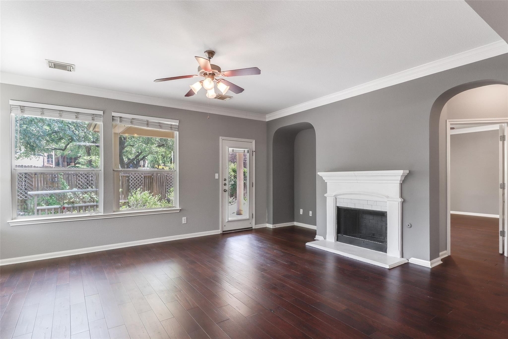600 S Frontier Ln - Photo 11
