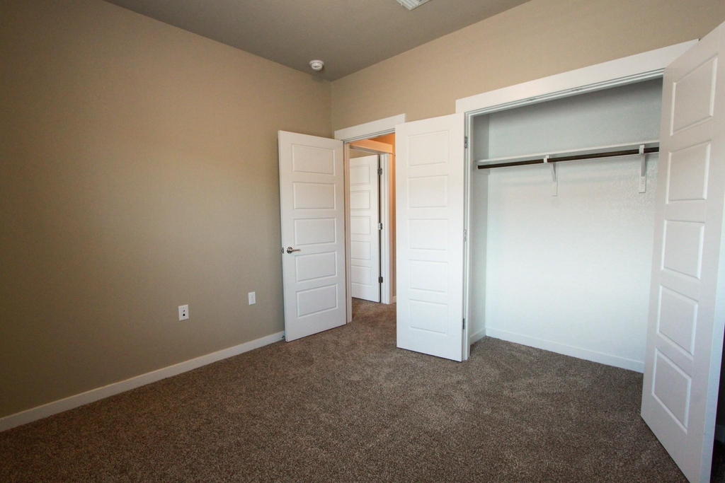 4722 Page St - Photo 24