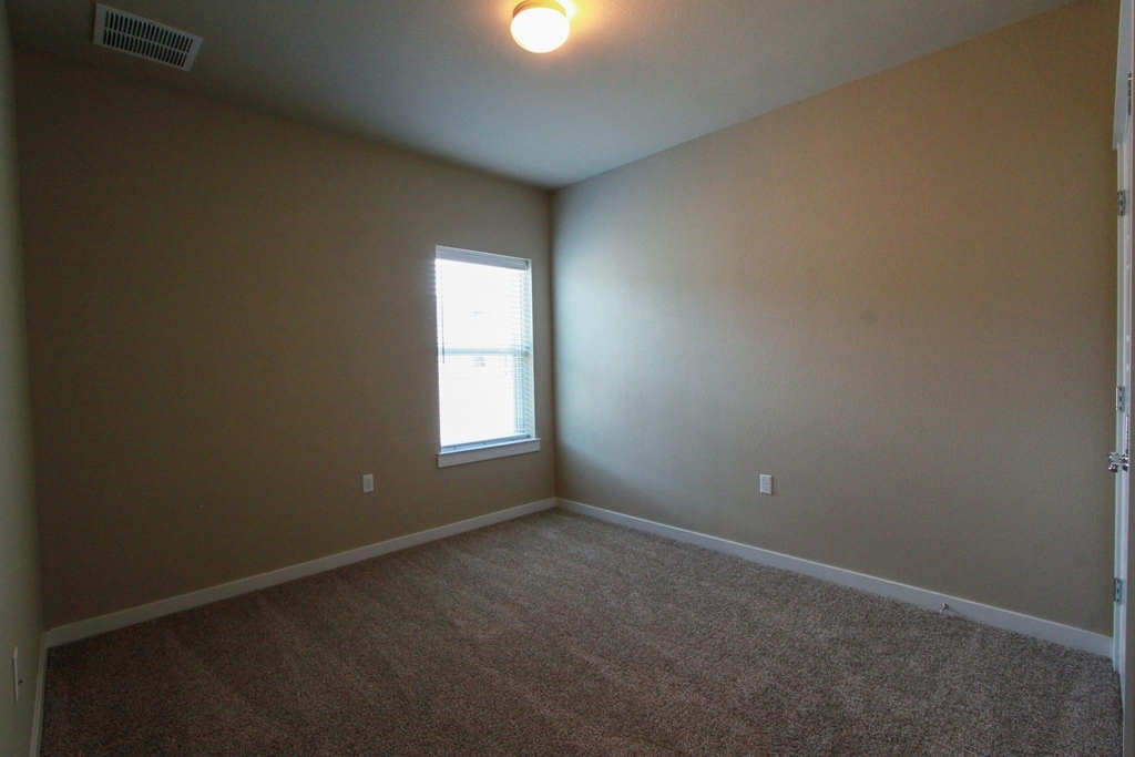 4722 Page St - Photo 21