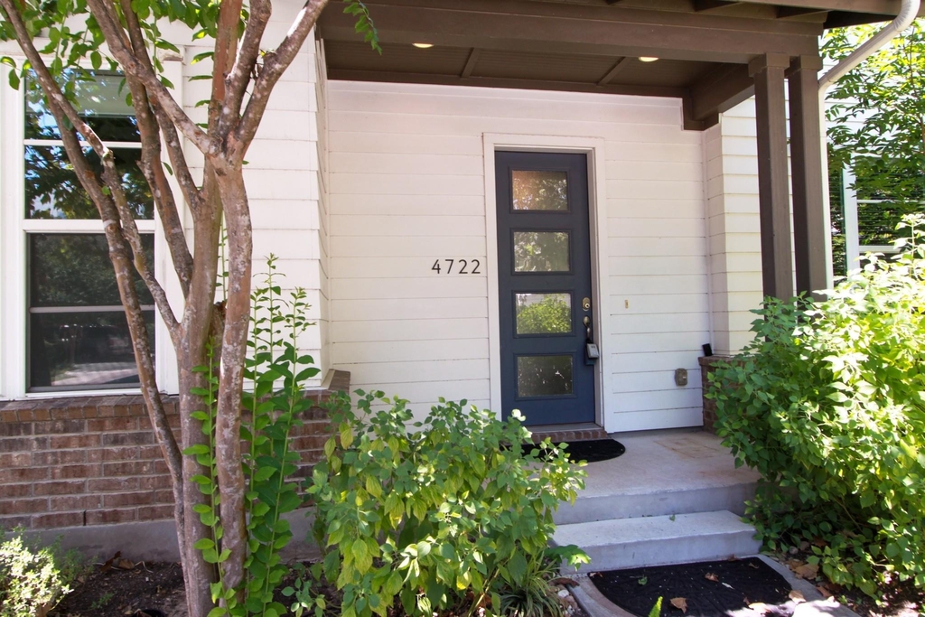 4722 Page St - Photo 1