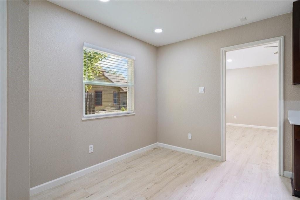 13300 Cowdray Park - Photo 11