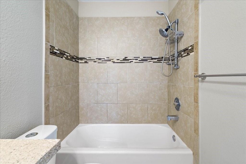 13300 Cowdray Park - Photo 15
