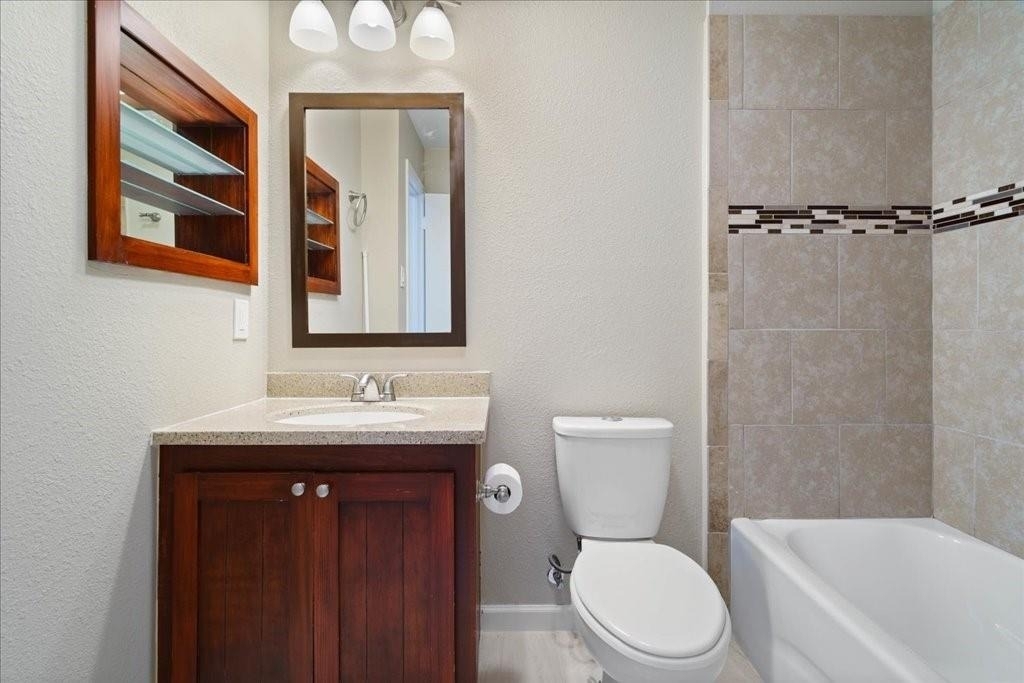 13300 Cowdray Park - Photo 20