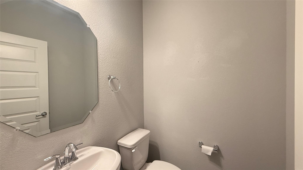 9102 Gage Dr - Photo 18