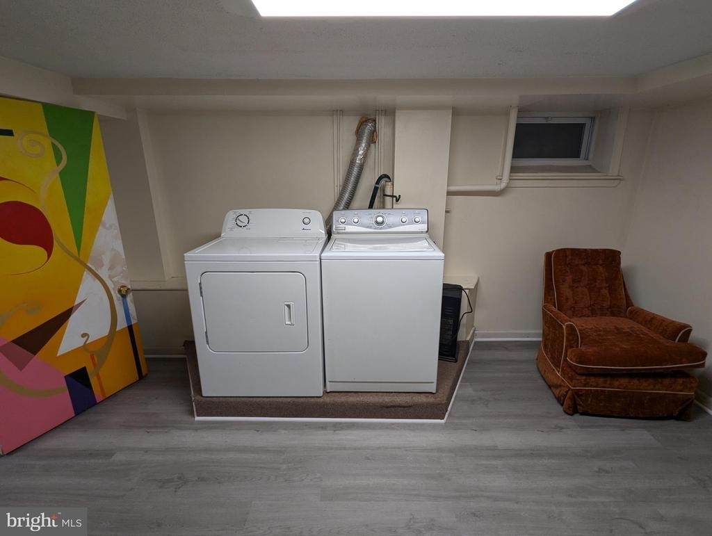 21 Steinway Avenue - Photo 29