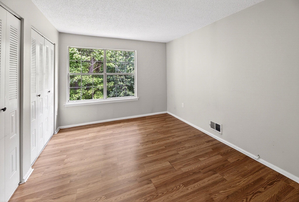 19 Hemlock Court - Photo 15