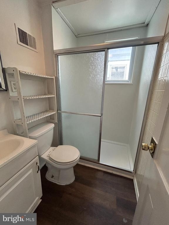 250 Morris Avenue - Photo 4