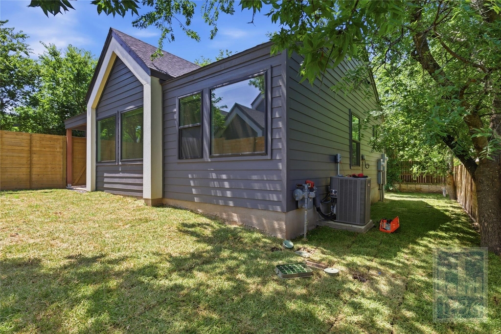 505 Thelma Dr - Photo 23