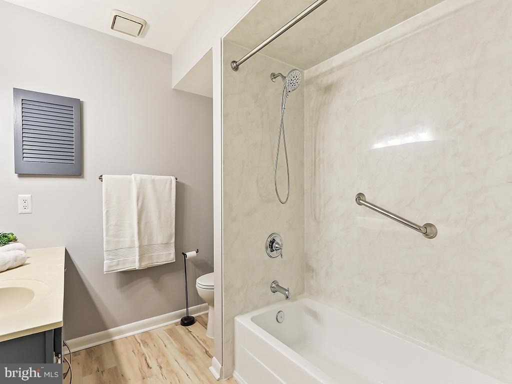 303 Trinity Court - Photo 22