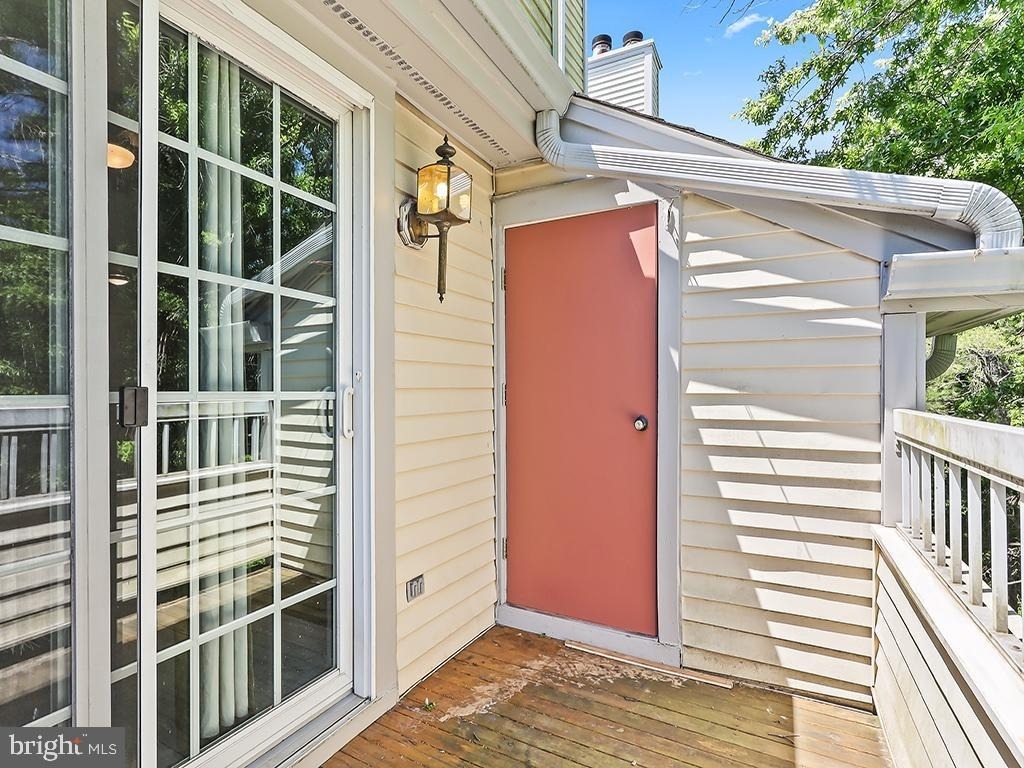303 Trinity Court - Photo 32