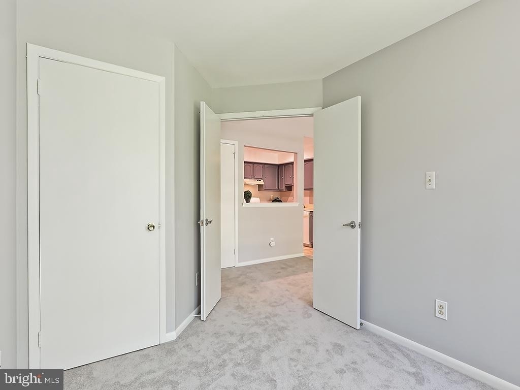 303 Trinity Court - Photo 16