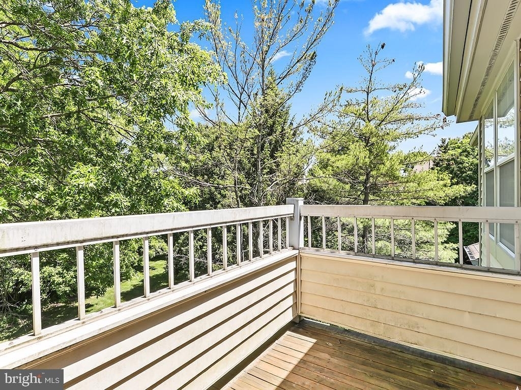 303 Trinity Court - Photo 31