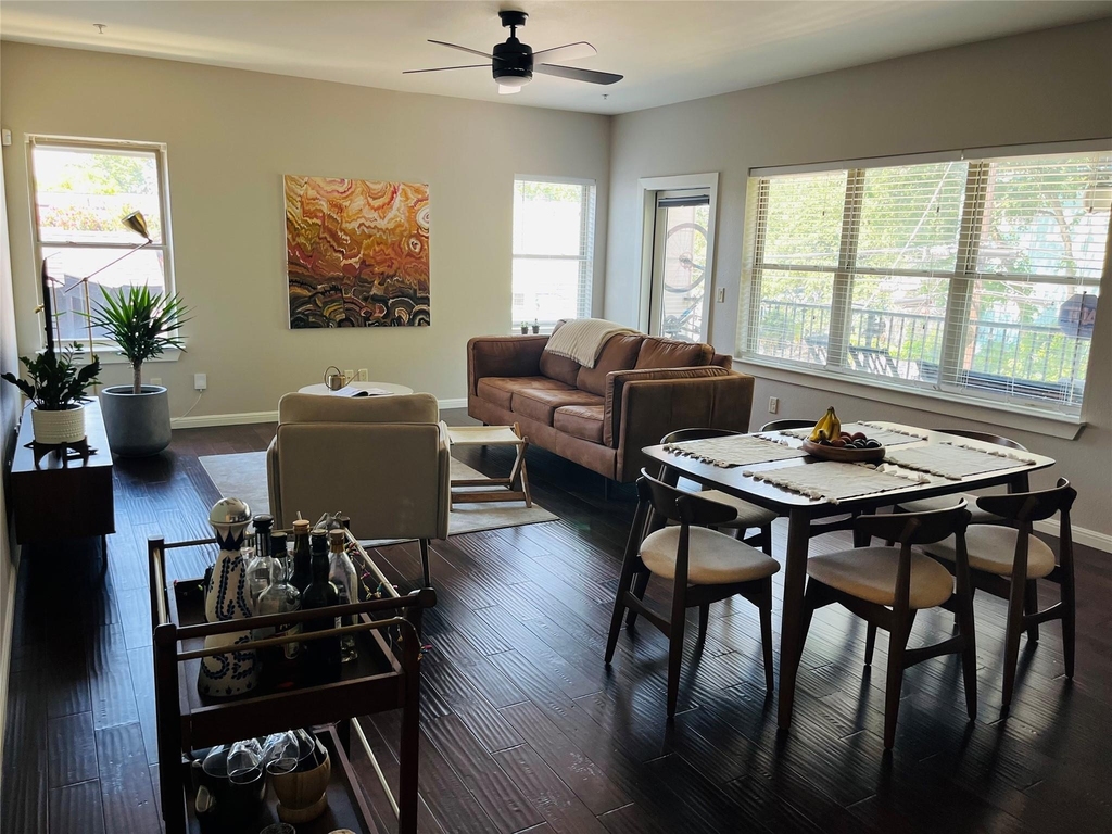 2708 San Pedro St - Photo 2