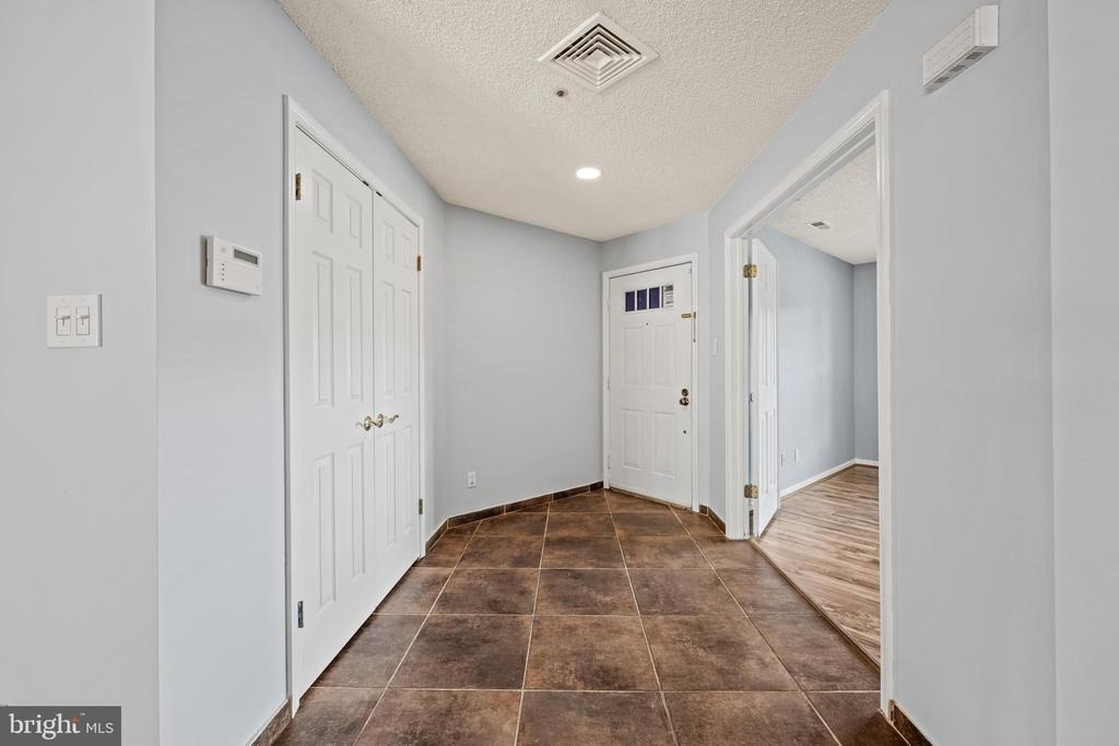 1022 Main Street - Photo 13
