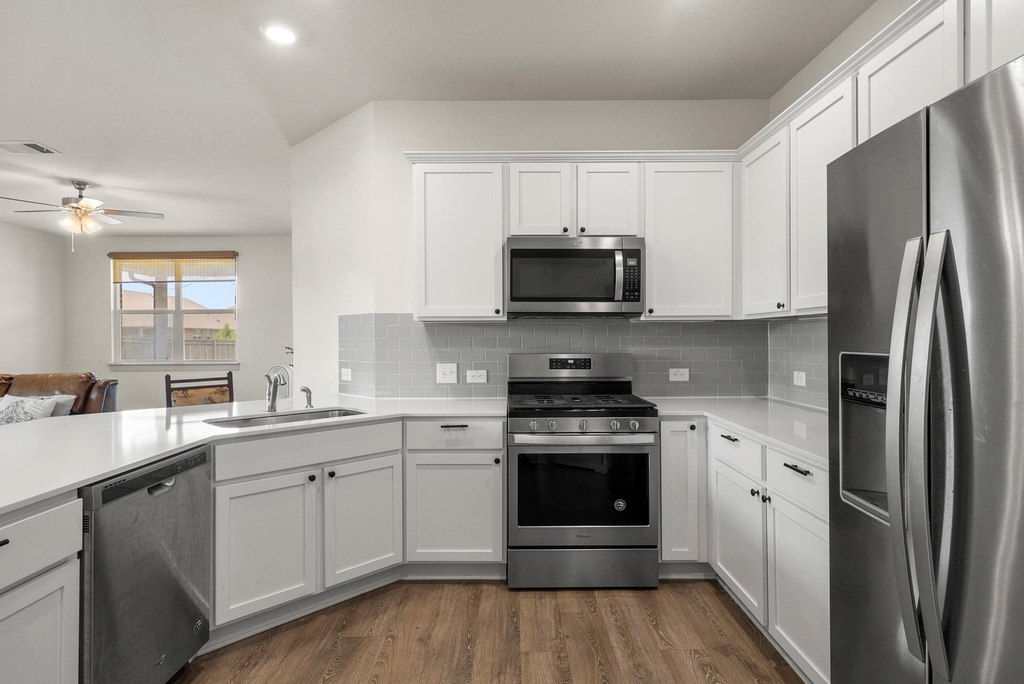 13900 Mc Arthur Dr - Photo 5