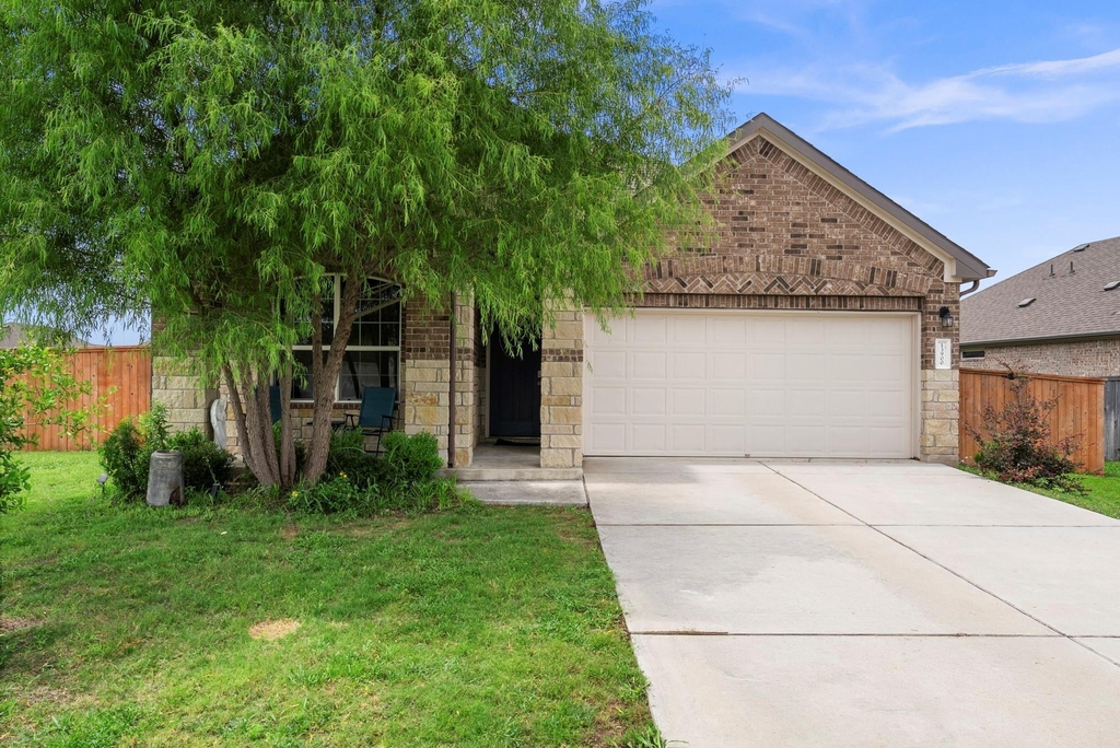 13900 Mc Arthur Dr - Photo 0