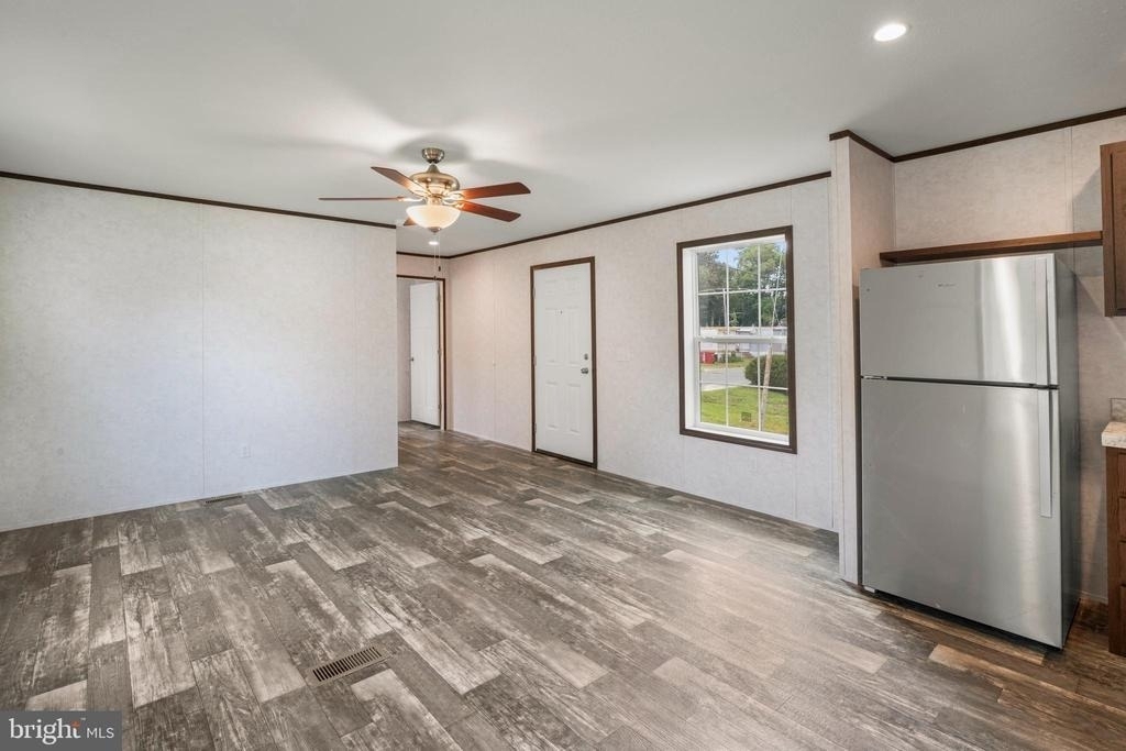 1811 N Delsea Drive - Photo 7