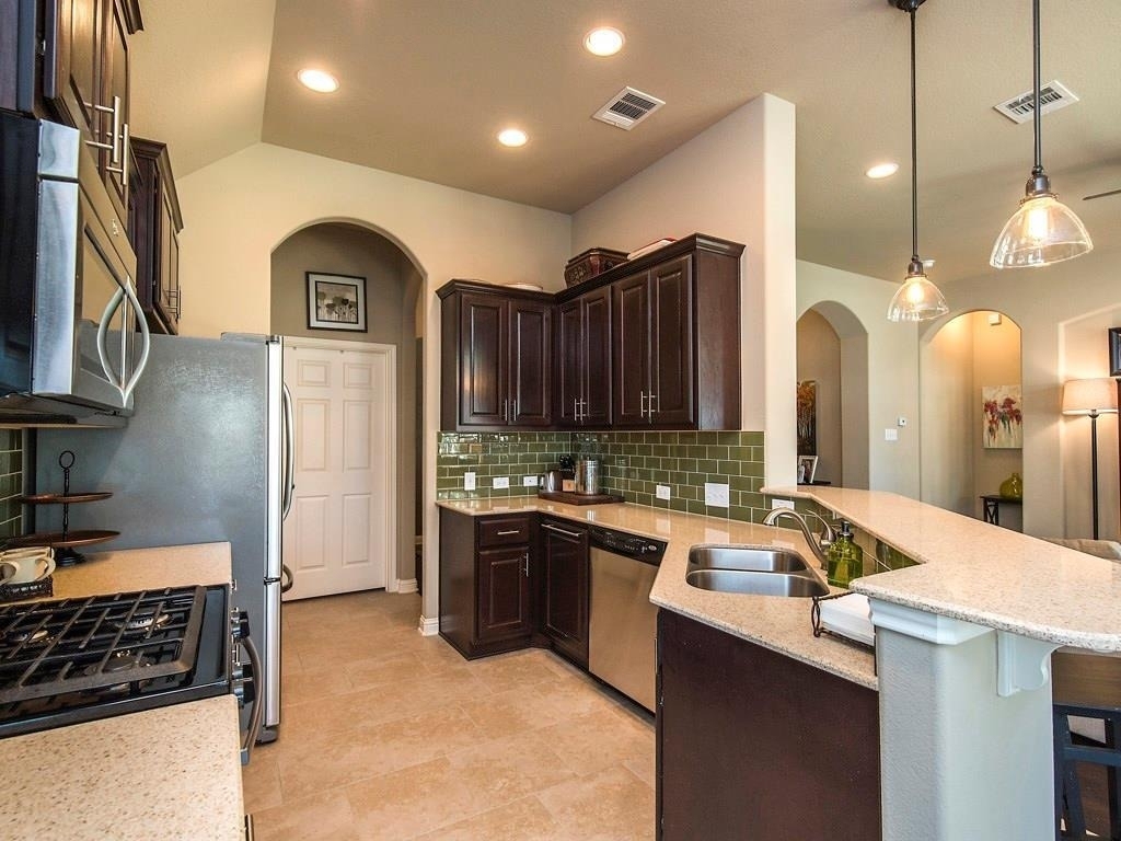 339 Atlanta Park Dr - Photo 5