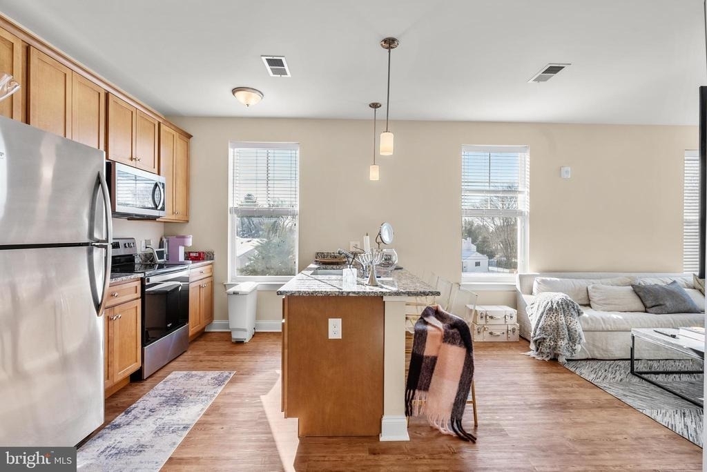 63 E Main Street - Photo 2
