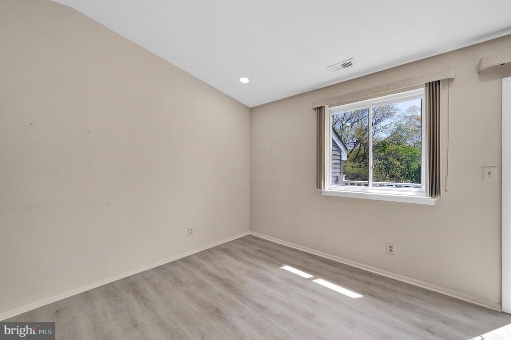 306 Mulberry Cove - Photo 11