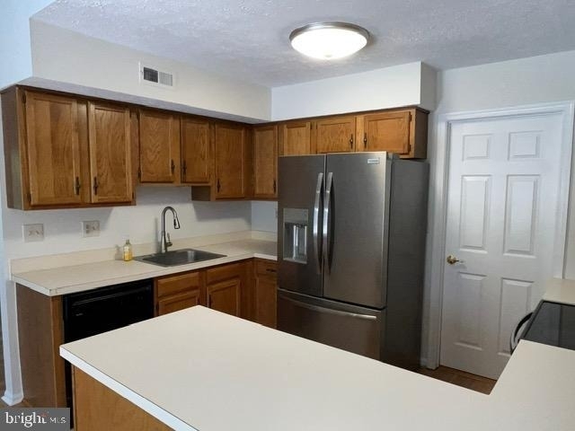 406 Williamsburg Court - Photo 6