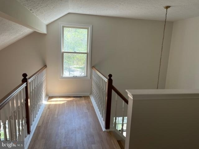 406 Williamsburg Court - Photo 13