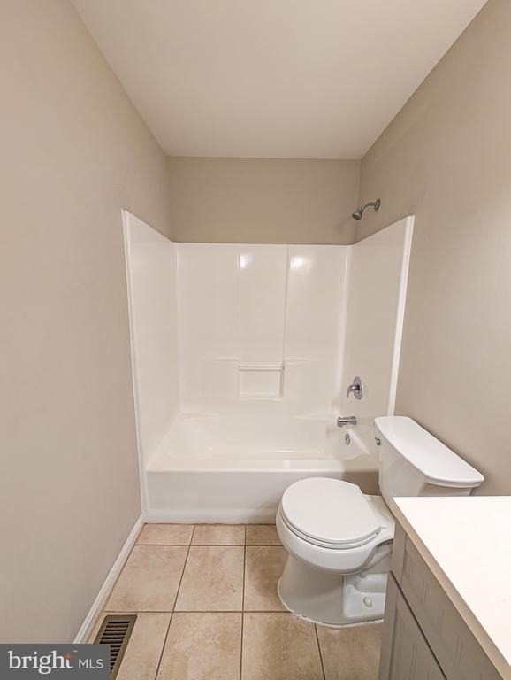 21530 Warwick Court - Photo 34
