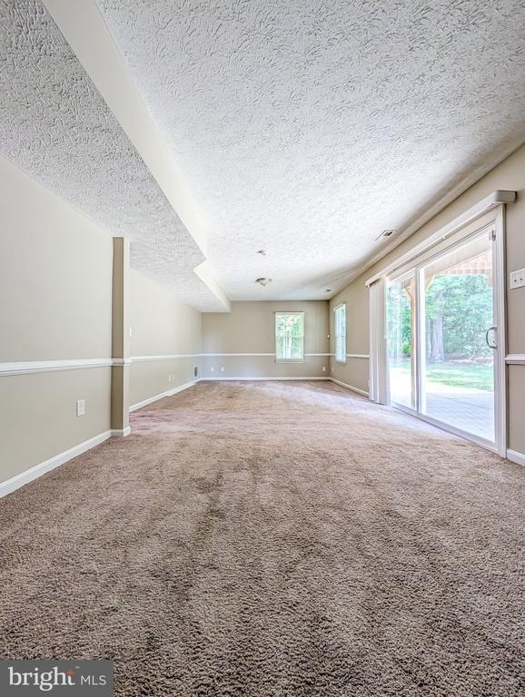 21530 Warwick Court - Photo 36