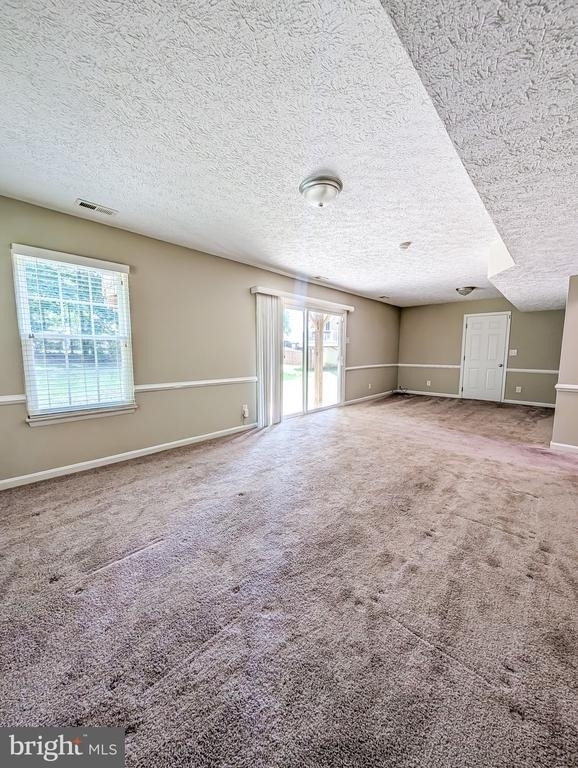 21530 Warwick Court - Photo 38