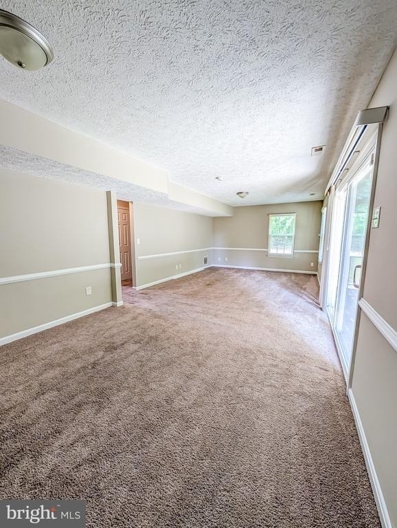 21530 Warwick Court - Photo 37