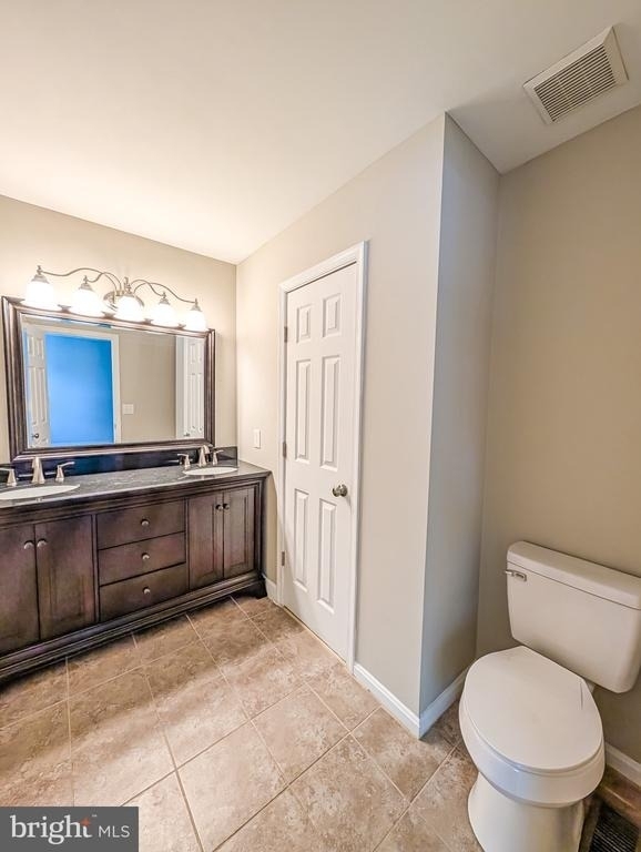 21530 Warwick Court - Photo 30