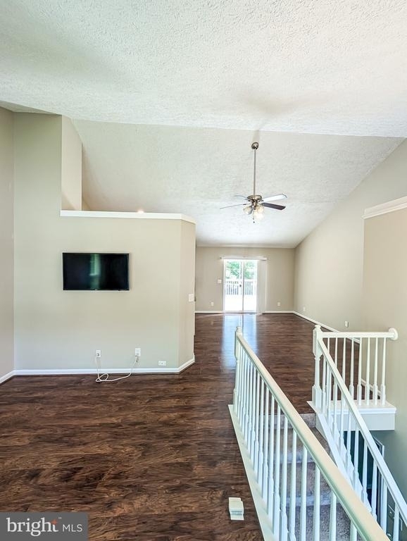 21530 Warwick Court - Photo 18