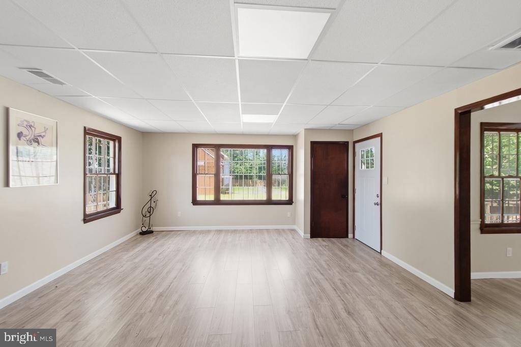 3704 42nd Avenue - Photo 4