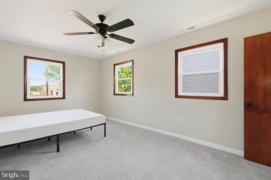 3704 42nd Avenue - Photo 22