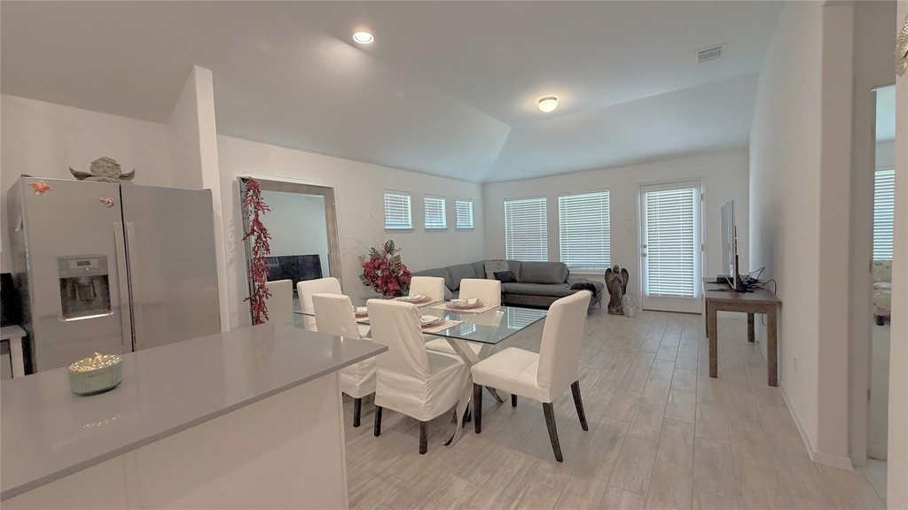 13701 Ronald Reagan Blvd - Photo 4
