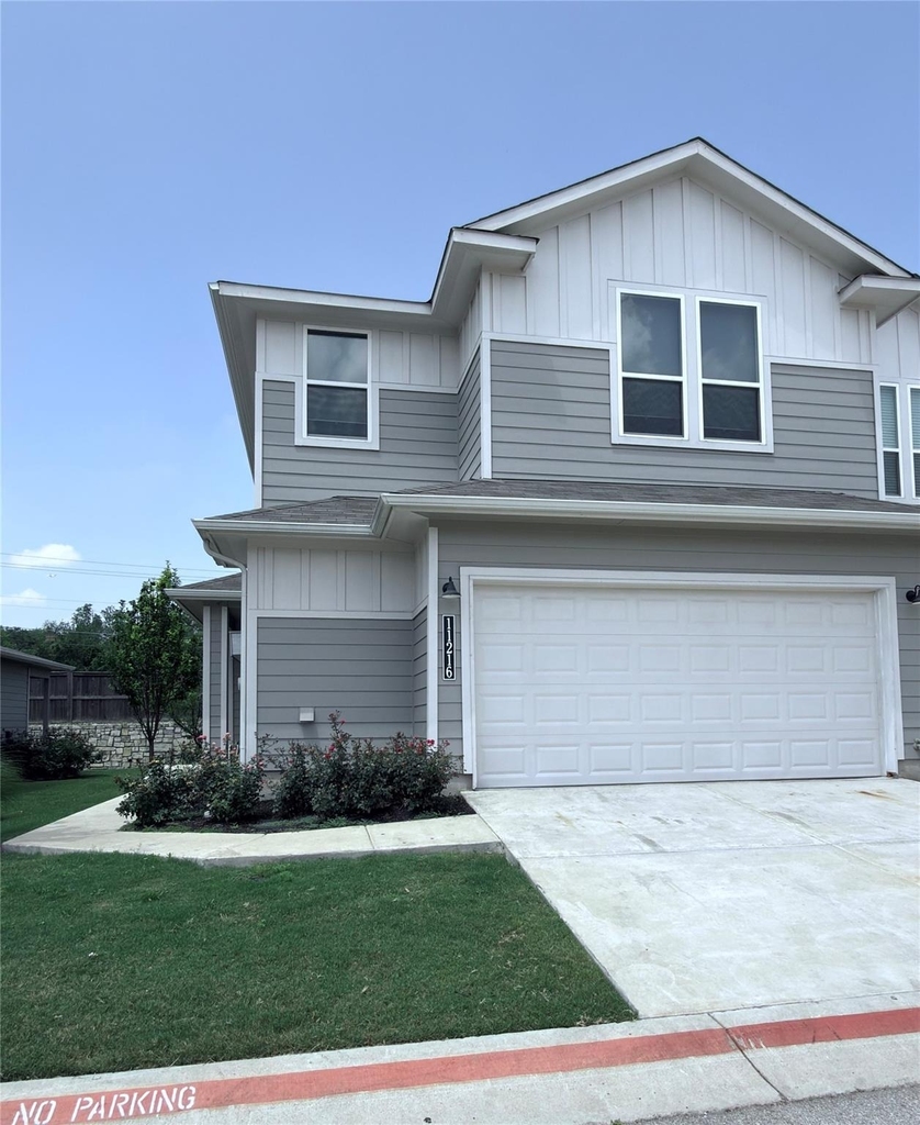 11216 Gadsen Ln - Photo 2