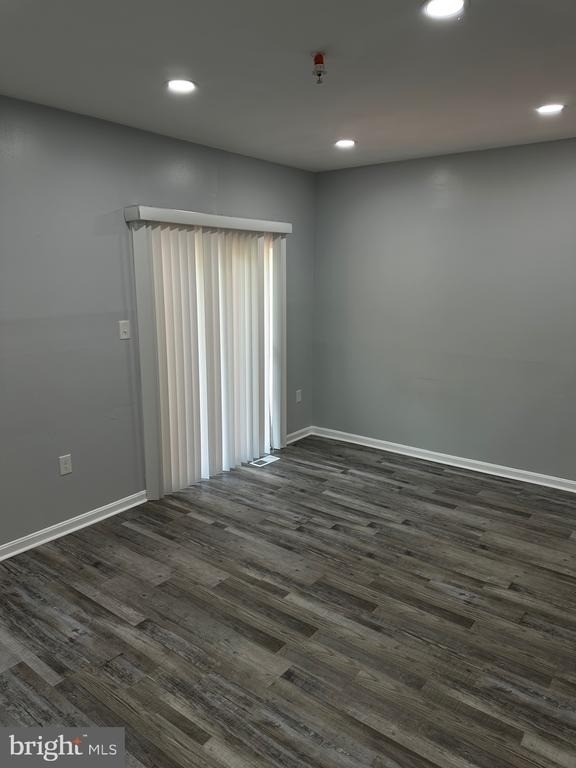 8516 Grandhaven Avenue - Photo 3