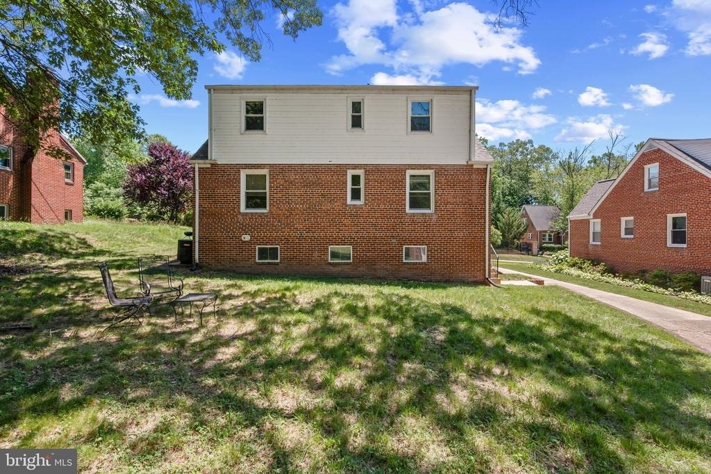 9110 Autoville Drive - Photo 36